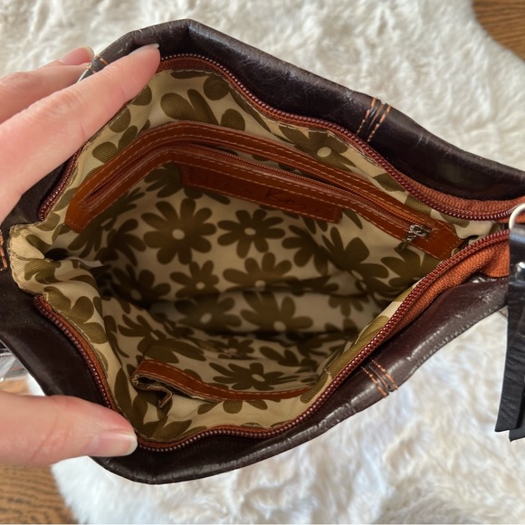 NINO BOSSI Brown and Cognac Leather Crossbody Bag - Picture 6 of 15